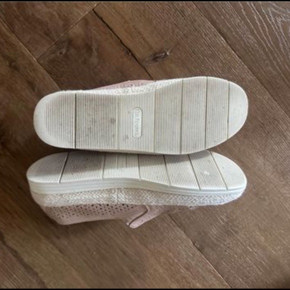 Women’s Loafers/Slides - Picture 4 of 4